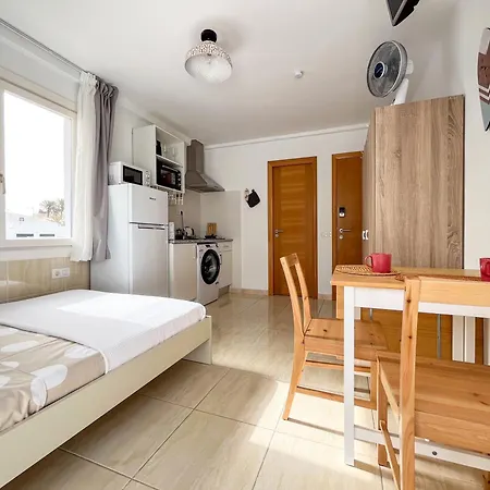 Апартаменты Beachside In Коральео
